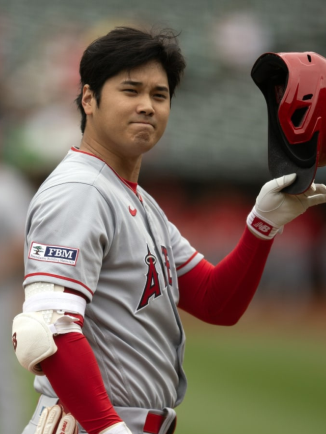Shohei Ohtani Signs With The Dodgers